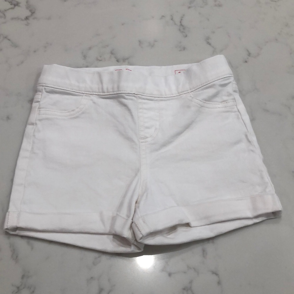 Size 8 Vineyard Vines shorts